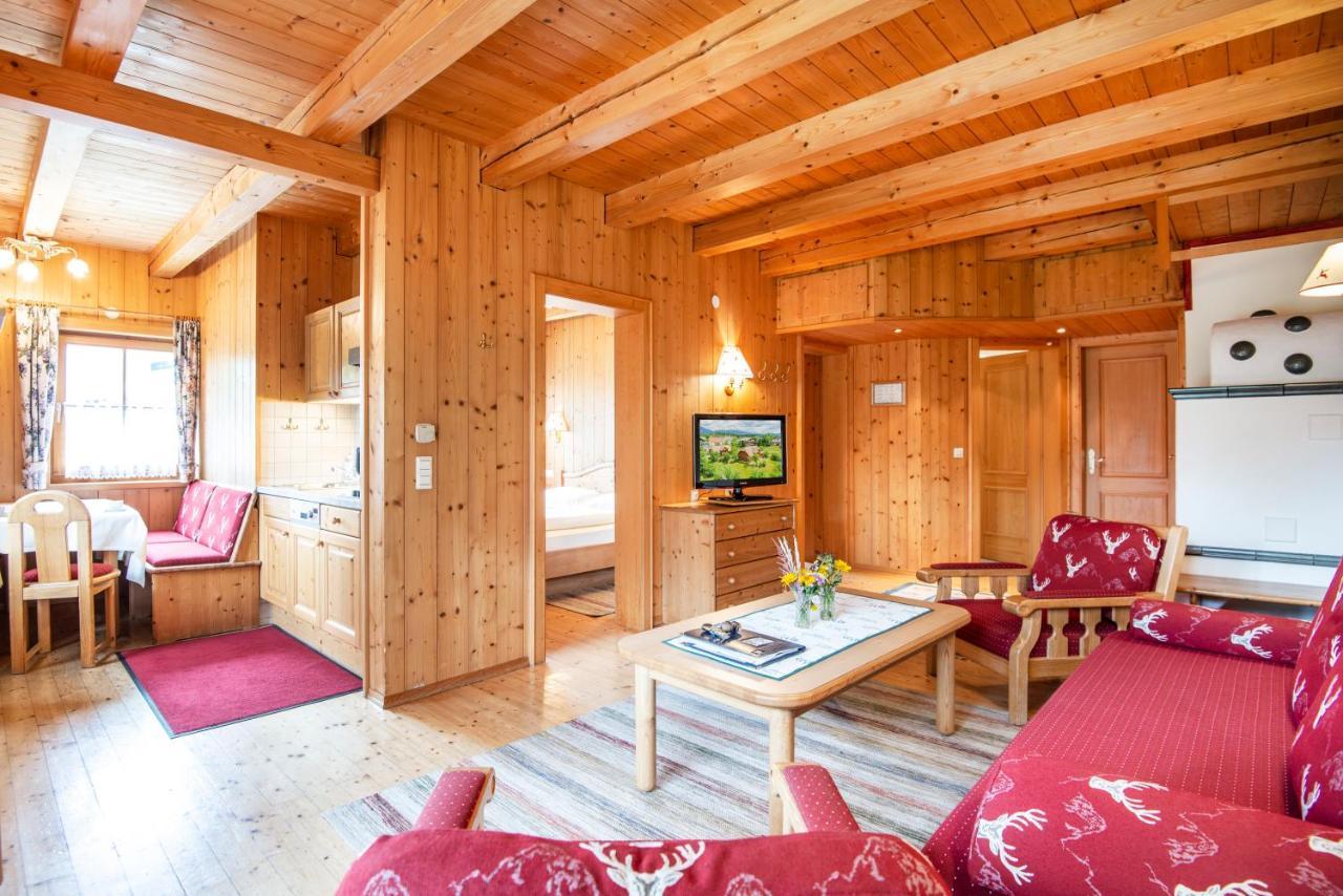 Familien-Appartements Oerglwirt'S Gut Mariapfarr Εξωτερικό φωτογραφία